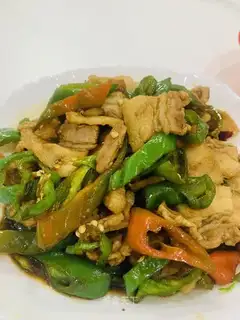 The pepper's made of five flowers