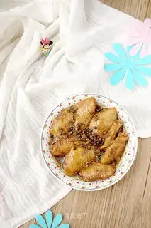 Green pepper steamed chicken wings