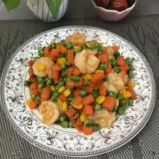 Shrimp is three colors