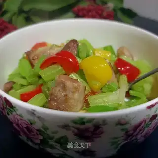 The peppers go back to the celery