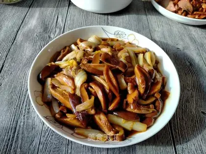 Mushrooms for doll food