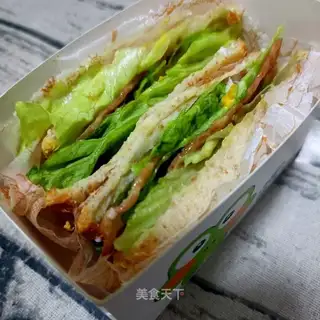 Bacon egg sandwich