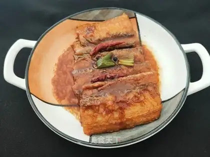 Red-fried fish