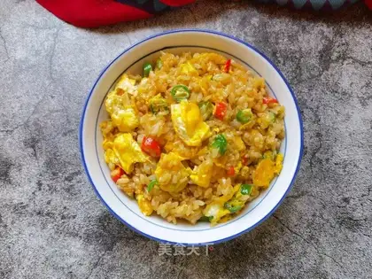 Cream pepper egg fried rice