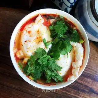 Sour soup and eggs