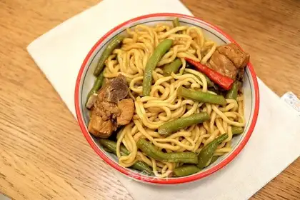 Bone bean noodle