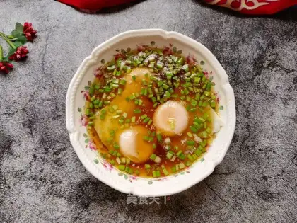 Sour soup and eggs