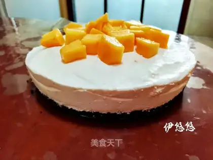 Mango heart mousse cake