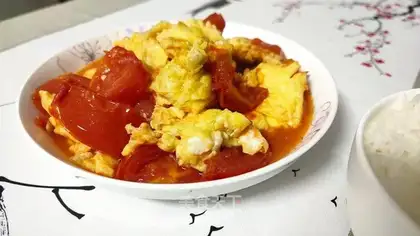 Tomato fried eggs
