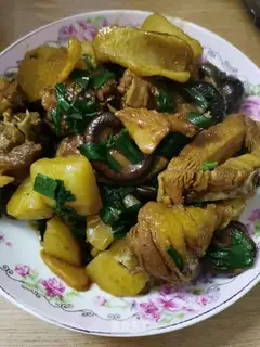 Flaming mushroom potato chicken