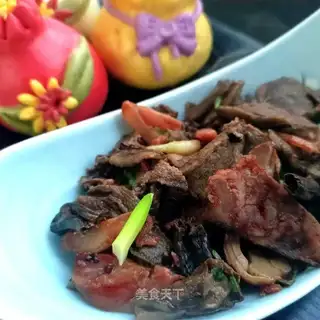 Weanie's spicy-wisted mushrooms