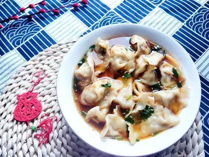 Pork dumplings for sour mushrooms