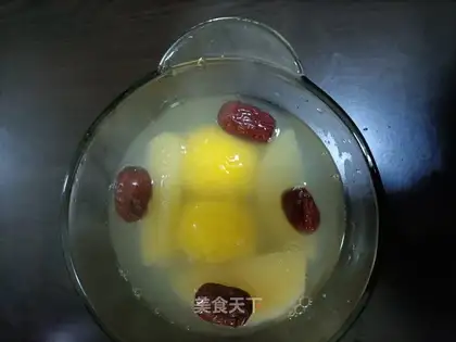 Apple-tree soup