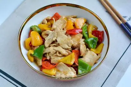 Pepper chicken chest