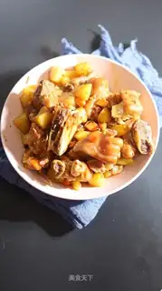 Pig feet burn potatoes