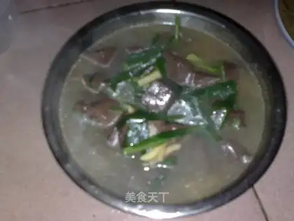 Quchen Pig Red Soup
