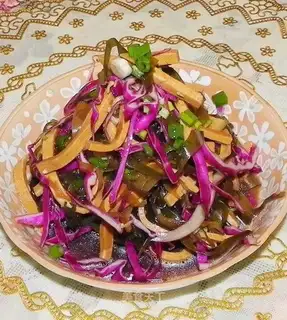 Cold seaweed dried bean curd