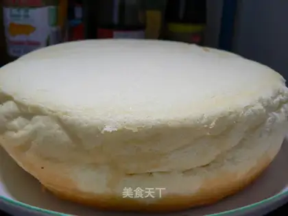 Electric rice cookers make cakes