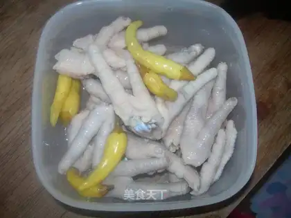 pickled chicken feet
