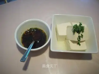 Tender tofu dipped in water