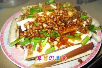 Eggplant with garlic sauce