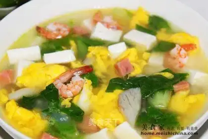 Shrimp and tofu soup