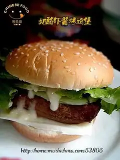 Roast chicken burger with cheese and shrimp sauce