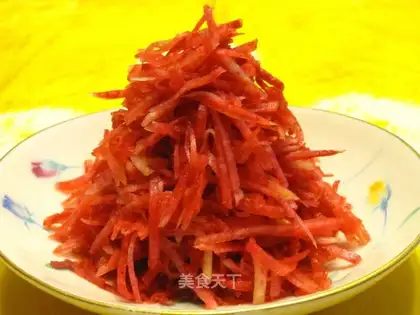 Sweet and sour shredded carrot