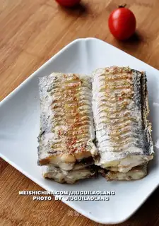 Home-cooked fried hairtail