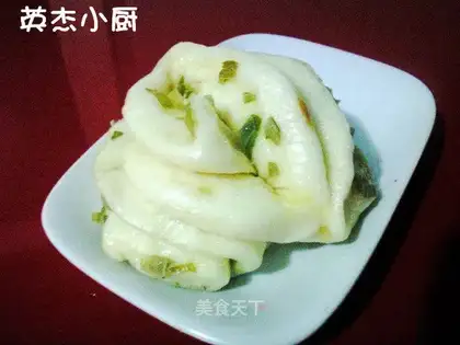 Scallion scented rolls