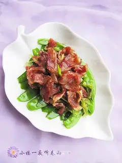 fried sausage with peas