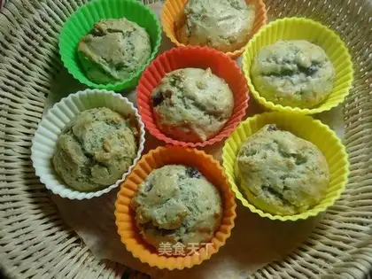 Blueberry jam muffin