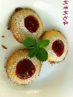 Strawberry jam butter cookies