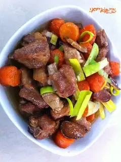 Braised ribs with carrot