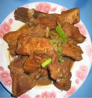 braised pork ribs