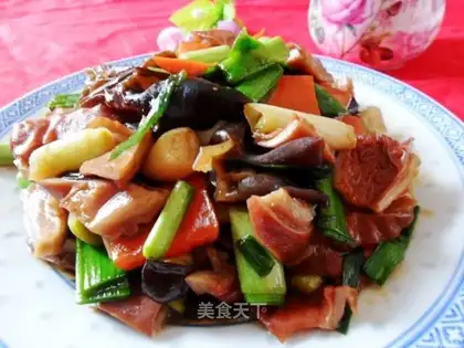Green garlic tripe slices