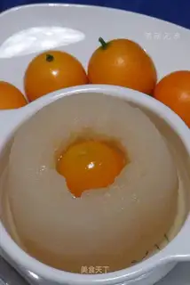 Stewed pear with kumquat and Sichuan shellfish