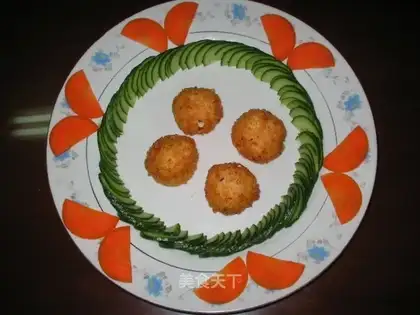 Shrimp balls with sesame heart