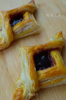 Blueberry Thousand Layer Crispy