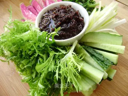 Home-cooked refreshing pickles