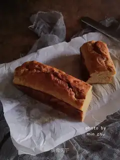 Banana cake