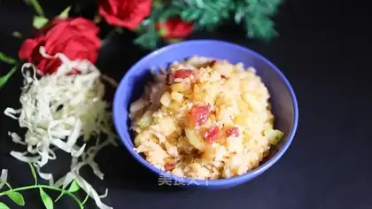 The cabbage sausage and rice