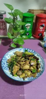Deer mushroom chicken