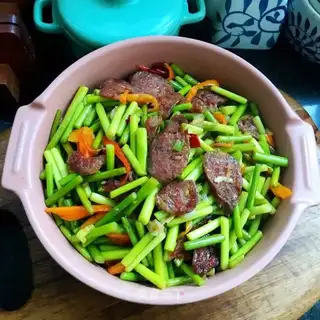 Garlic sausage