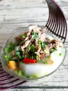A radish stew of lamb bones