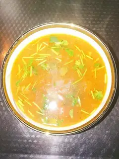 Tomato soup and meat