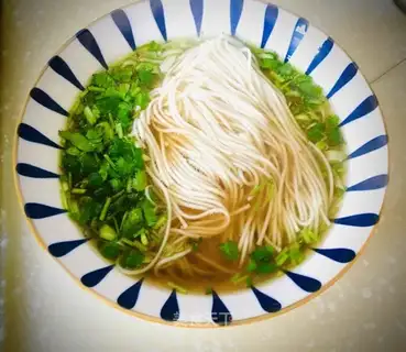 Simple sour noodles