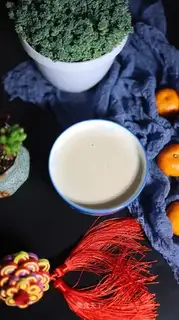 Oatmeal peanut milk