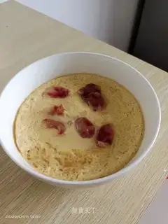 Weenie steamed eggs
