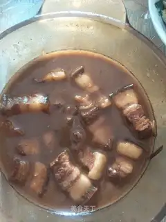 Steamed meat
